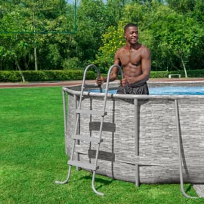 escalera-para-piscina-58335-58335-thumb-1