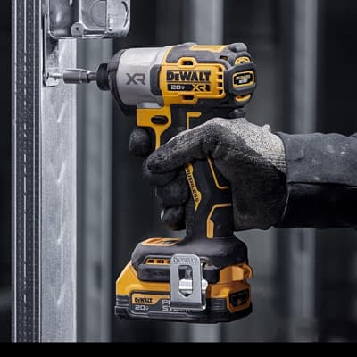 atornillador-de-impacto-3-velocidades-dcf845b-thumb-1