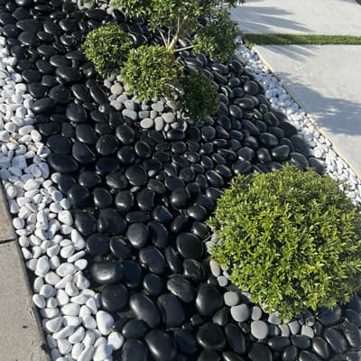 piedra-bola-negra-premium-de-2-a-4-20-kg-v00234-thumb-2