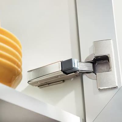 blumotion-clip-top-para-brazo-recto-parapuertas-973a0500-thumb-2